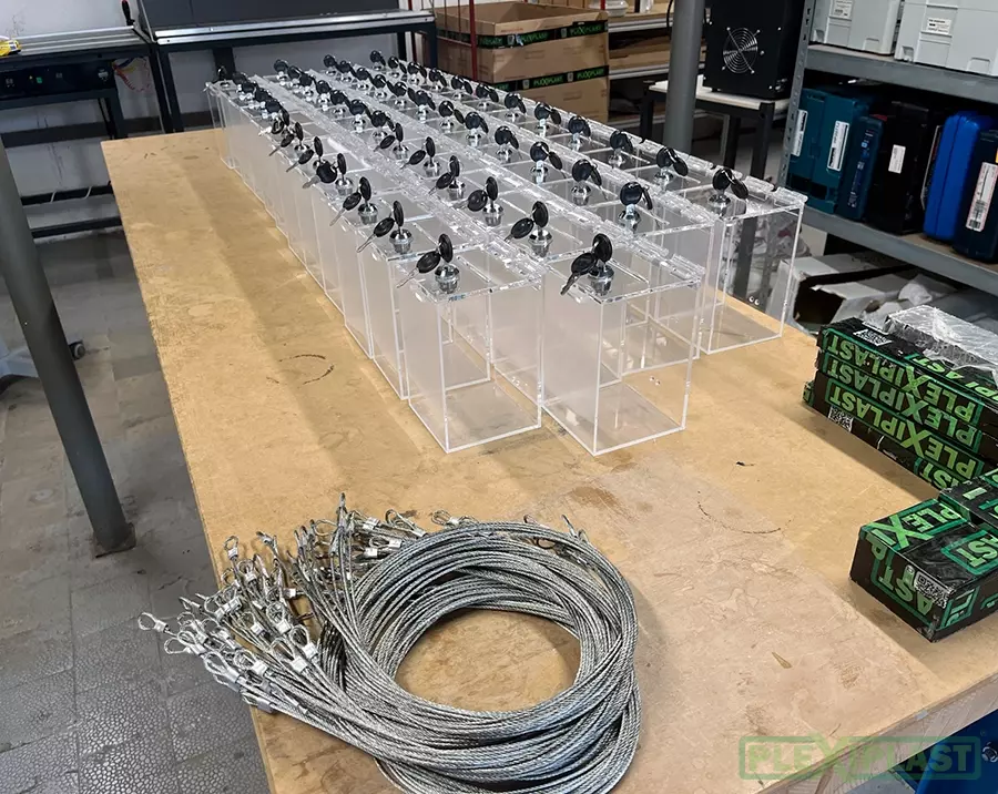 Plexiglas cash boxes