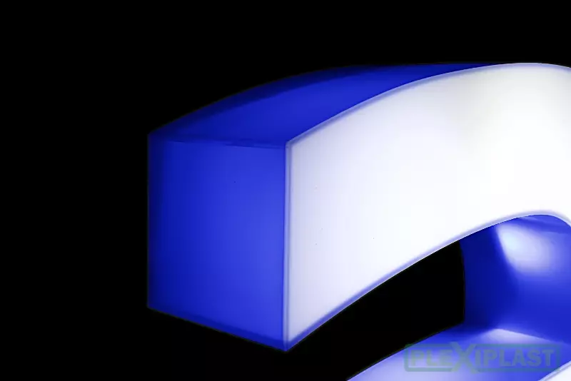 Two color acrylic letter - detail