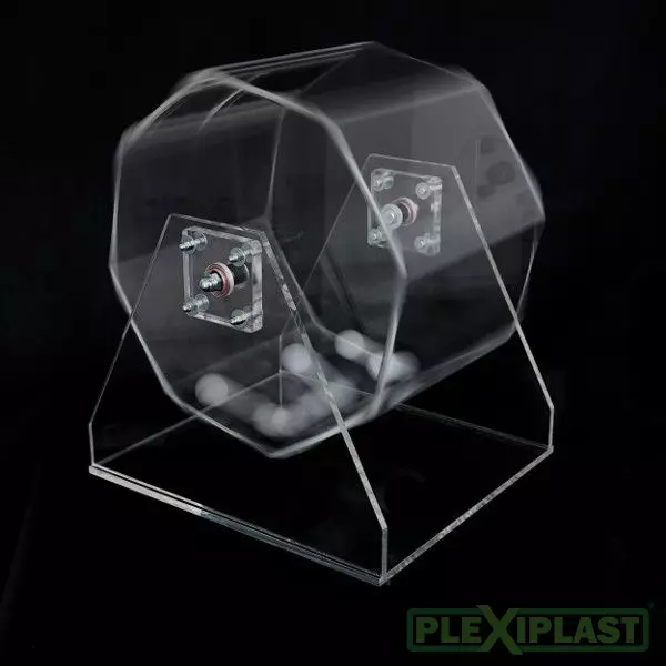 Lottery draw machine in operation