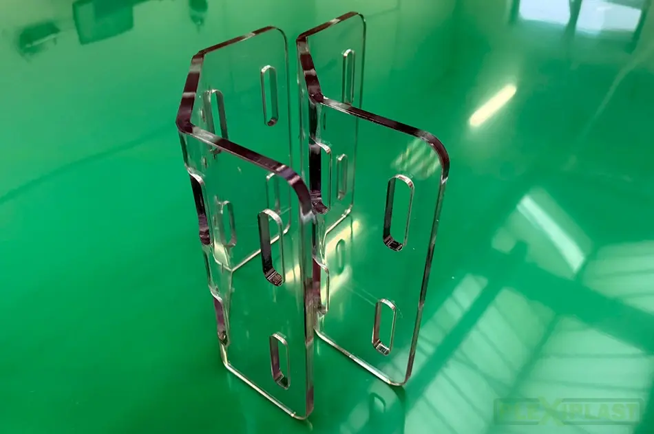 Professional plastics processing – we are PLEXIPLAST