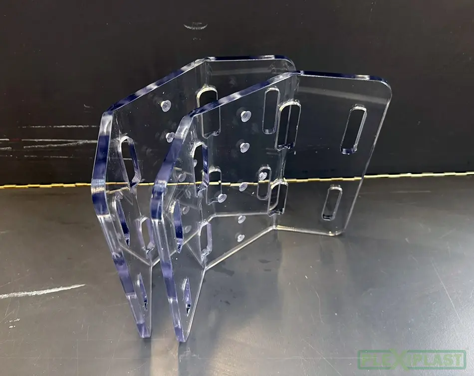Bending polycarbonate – both localised and over a large area