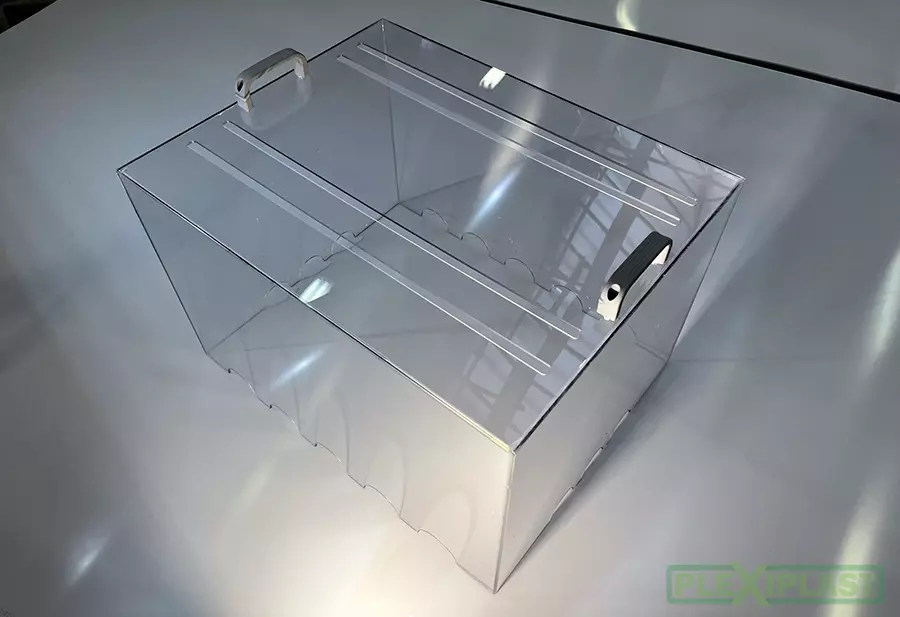 Polykarbonátový box