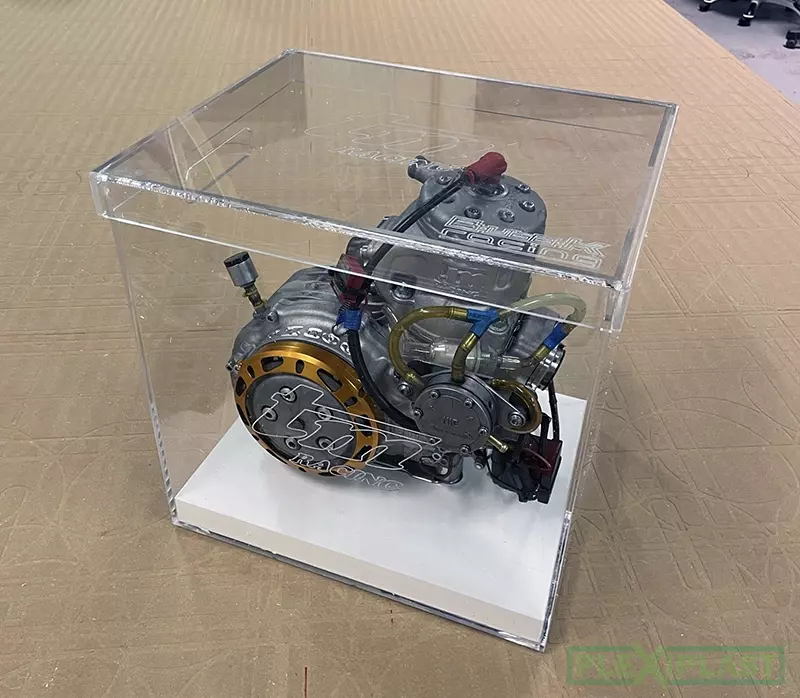 Plexibox and demonstration of the use of