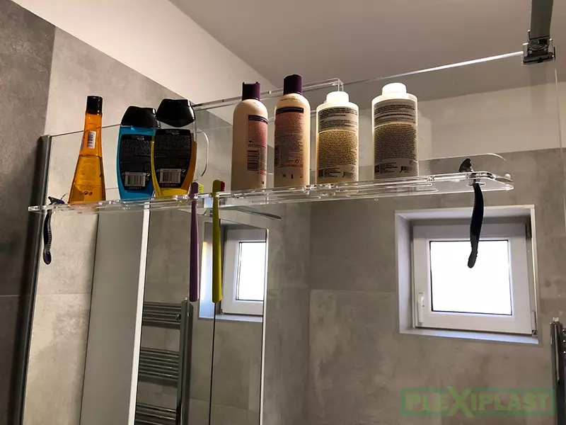 Bathroom shelf, hanging