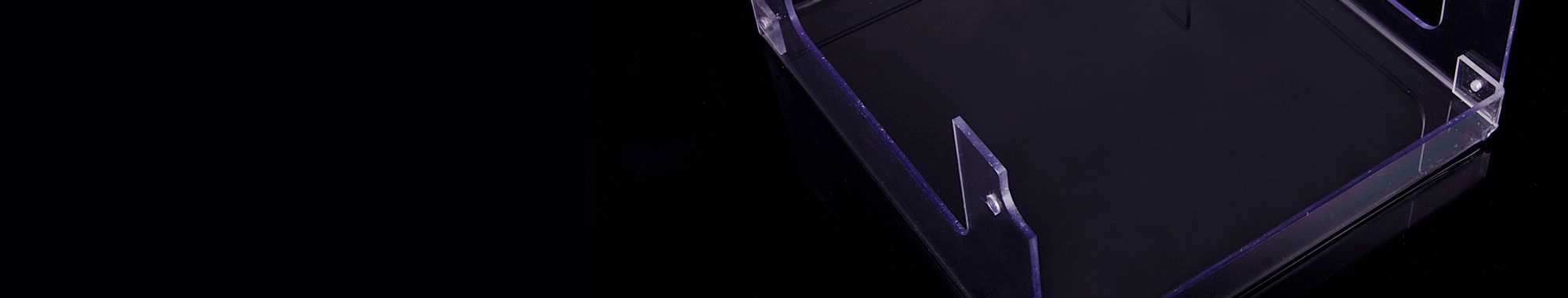 Plastove kryty strojů