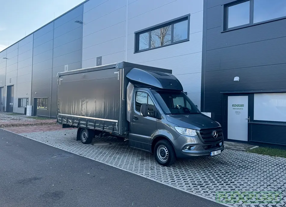 Transport of products by company vehicle in the Czech Republic