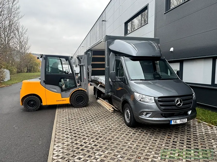 Transport of products by company vehicle in the Czech Republic
