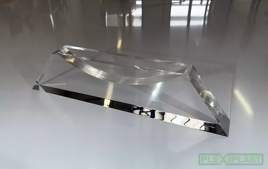 Acrylic base made of solid material