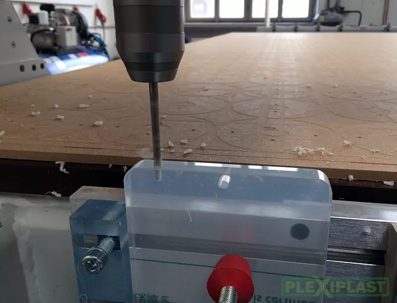 Example of edge machining