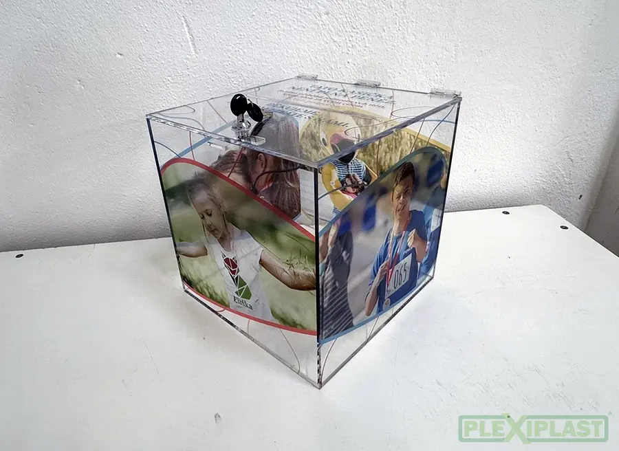 Custom-made printed cash box