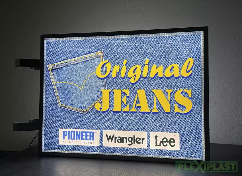 Light box o rozměru 800 x 600 mm