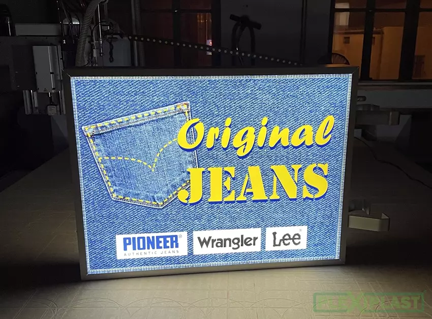 Světelná reklamní cedule