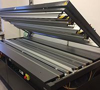 Tvarové a plošné ohýbání plexiskla a polykarbonátu